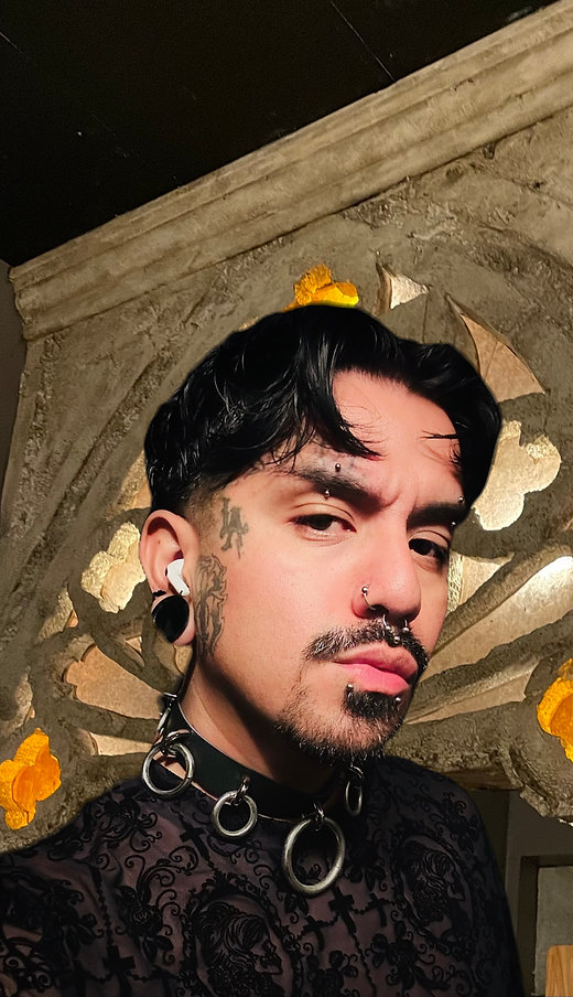 Eddie, tattoo artist